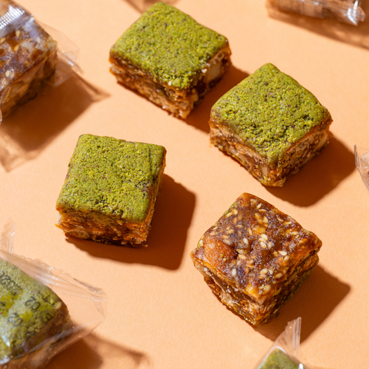 KHARAYF SNACKS (Pistachio)